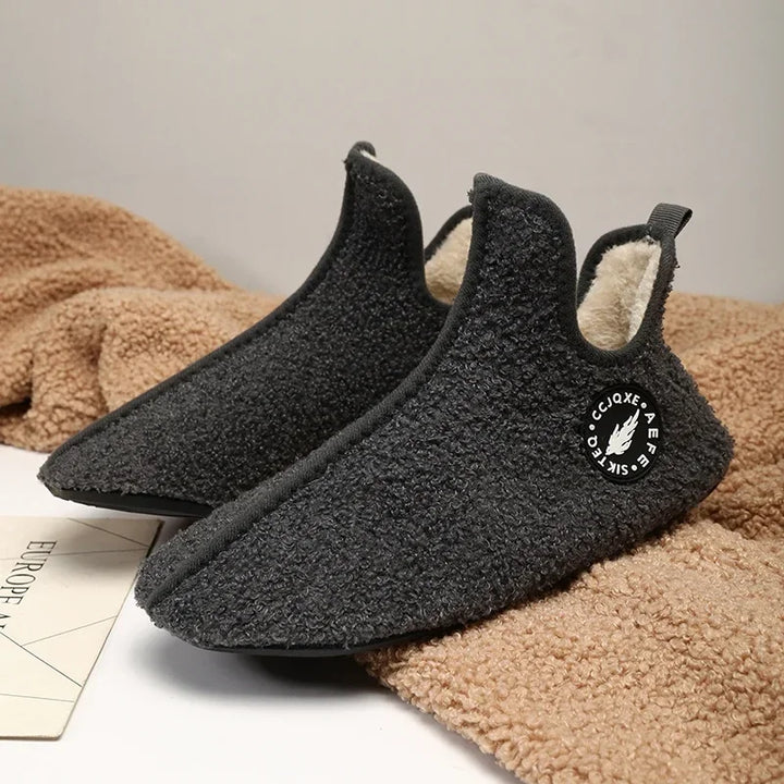 NOVA | Classic Unisex Fleece Home Slippers