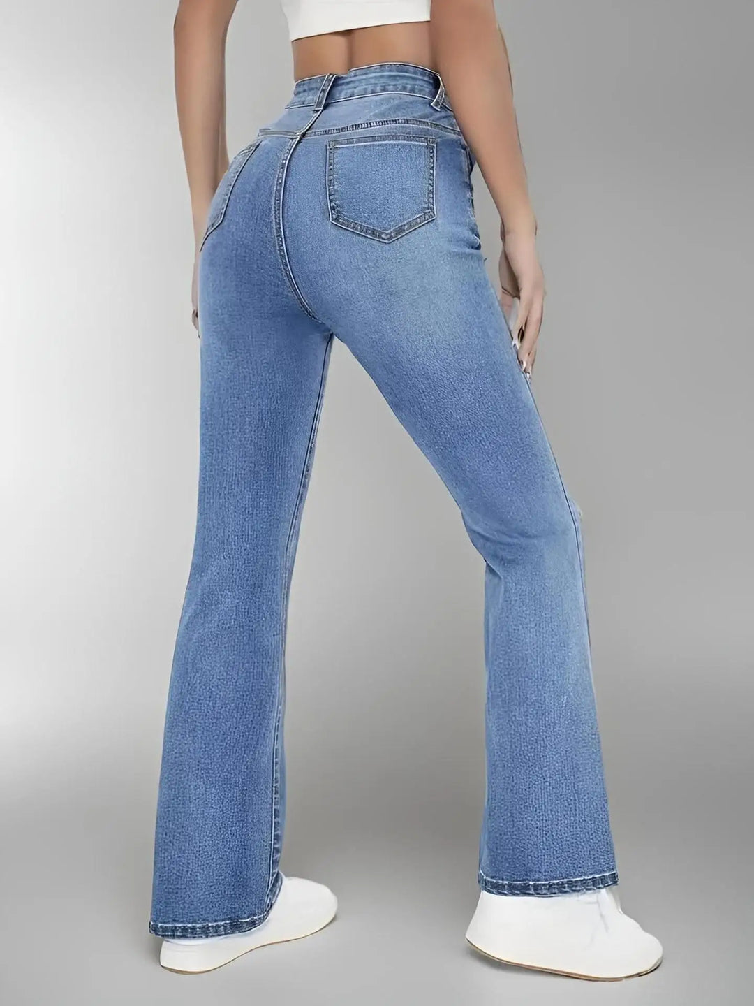NOVA | Comfortable High-Rise Straight Jeans for Women
