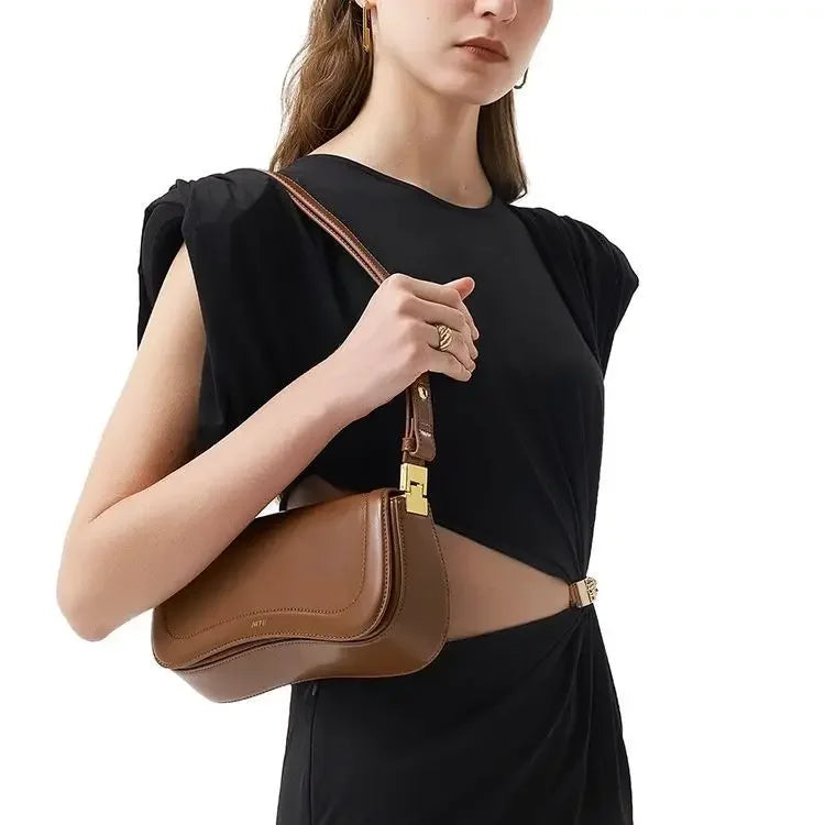 NOVA | Fashion Adjustable Retro Crossbody Shoulder Bag Front View

