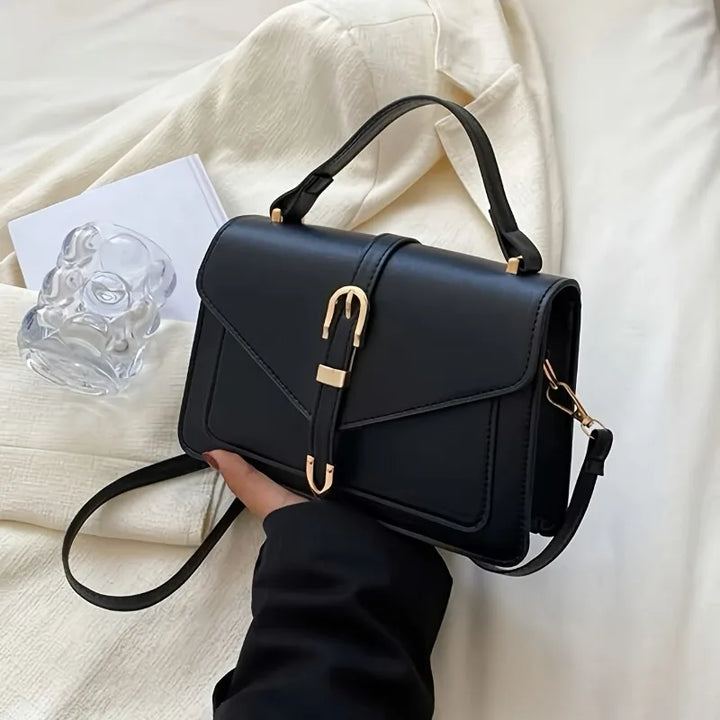 NOVA | Lightweight women's clutch purse with lining


