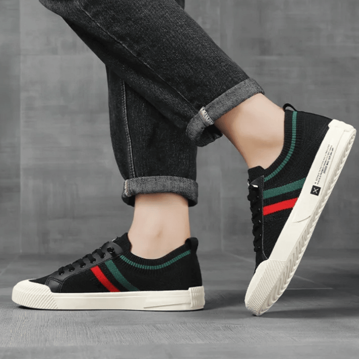 NOVA | Men's Everyday Lightweight Sneakers

