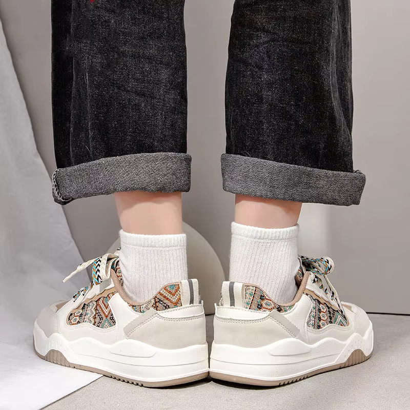 NOVA | Stylish Women's Casual Sneakers for Outdoor Adventures

