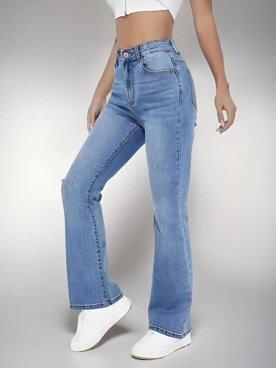 NOVA | Stylish Women's Straight-Leg Jeans for Casual Wear
