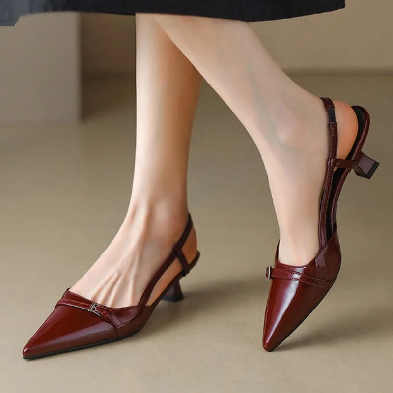 NOVA | Stylish women's slingback pumps with pointed toe

