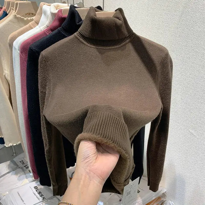 NOVA | Warm Women's High-Collar Pullover