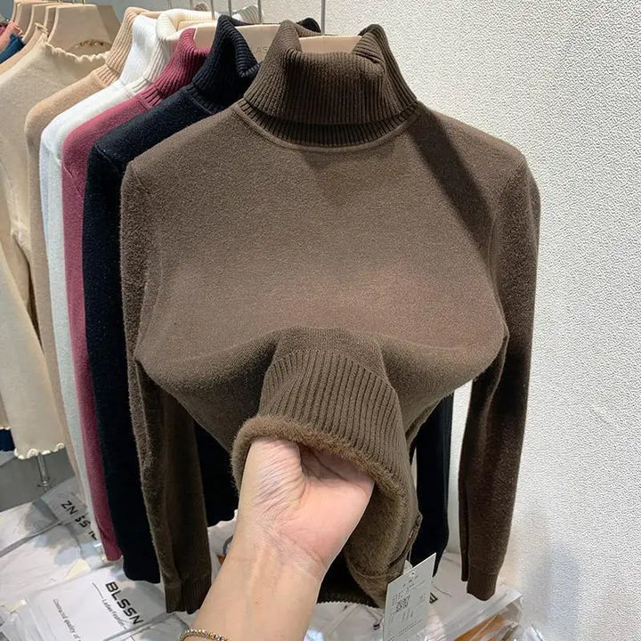 NOVA | Warm Women's High-Collar Pullover