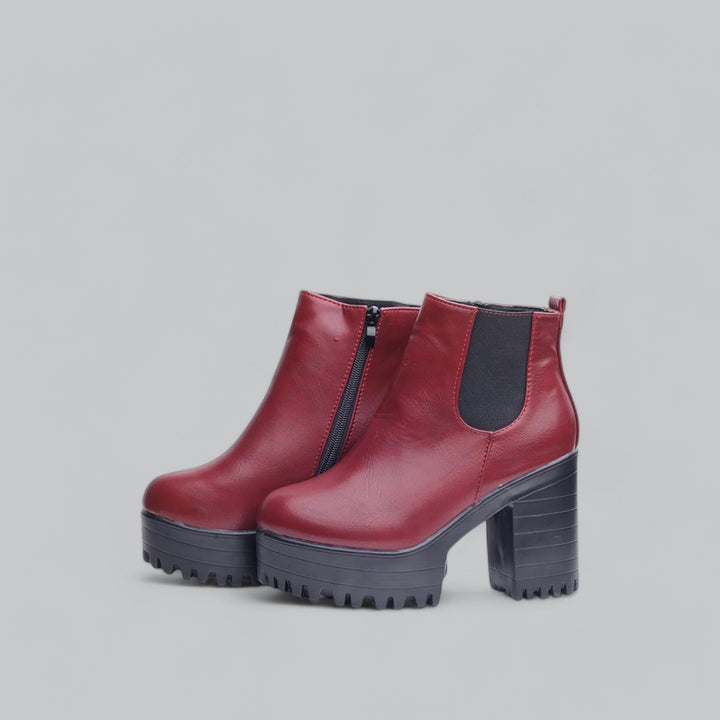 NOVA | Sleek Women's High Boots
