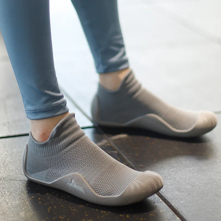 Nova lightweight barefoot walking shoes unisex

