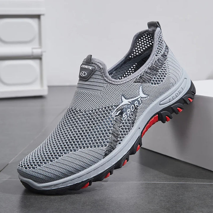 Nova ultra-light men's athletic sneakers

