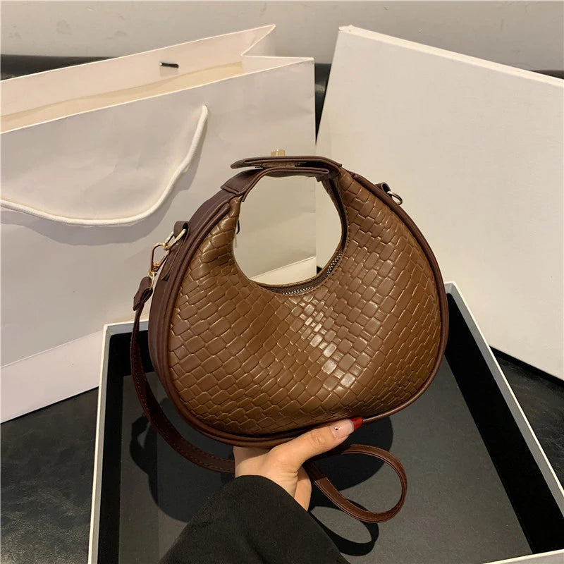 NOVA | Chic Women's Premium Shoulder Bag for Daily Wear
