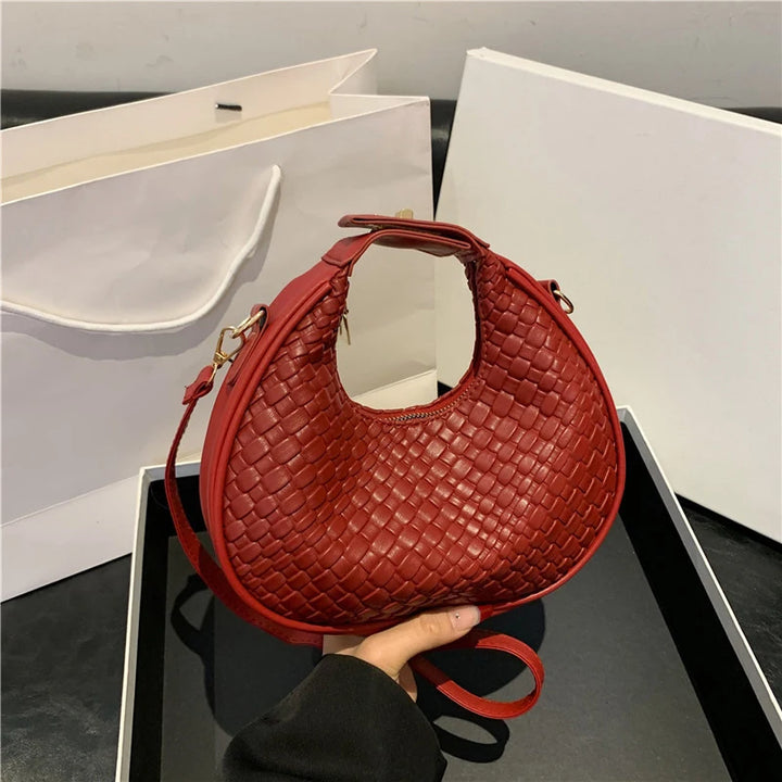 NOVA | Luxury Women's Premium Shoulder Bag for Any Occasion
